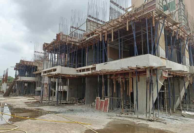 Akshar-Altorios-Hadpasar-Construction-Status-August-24-2